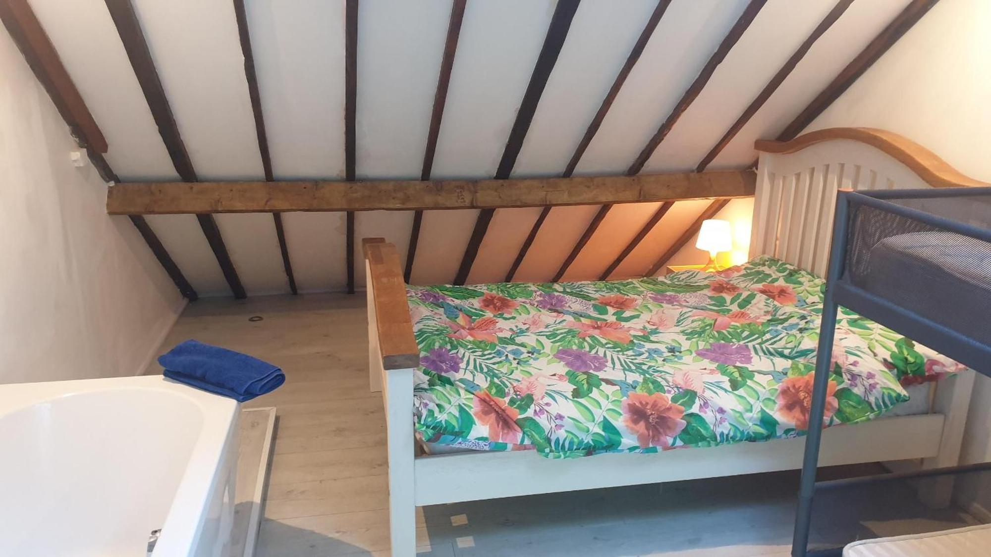 First And Last Youth Hostel 도버 외부 사진